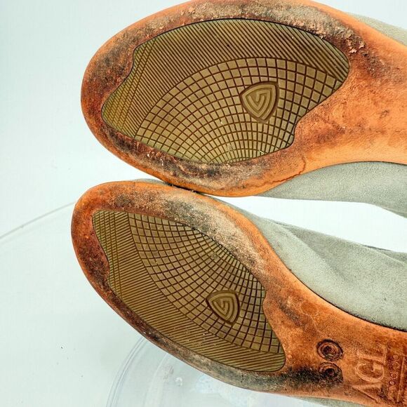 AGL Italy Monika Ballet Flat Size 36.5 6.5 beige silver studded Leather Comfy - Picture 12 of 14